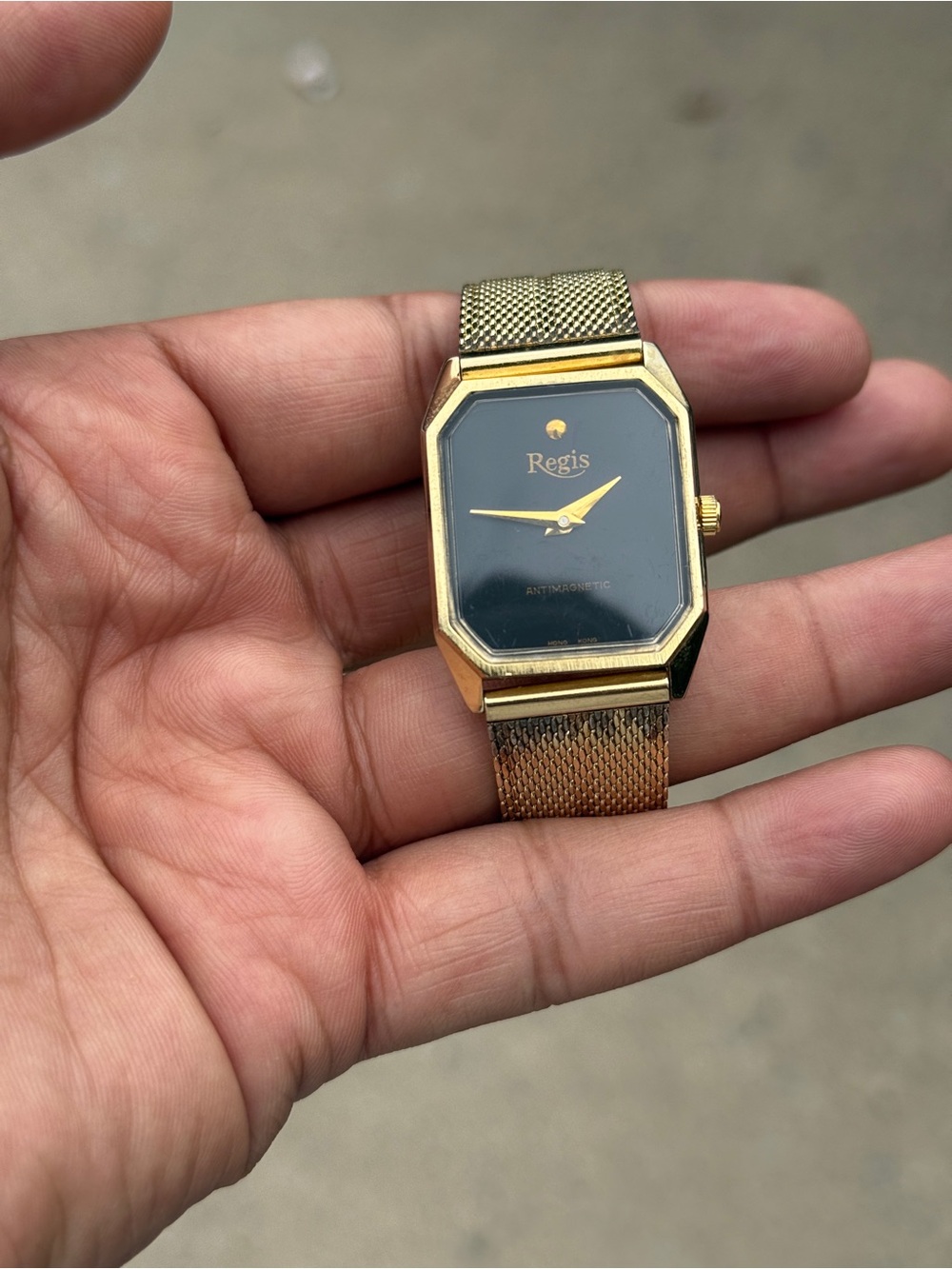 Regis vintage Gold-Tone Mesh Bracelet Watch with Black Octagonal Dial men’s